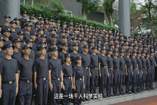 1000人复刻三体人形阵列计算机