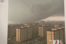 临危不惧——失控的天气